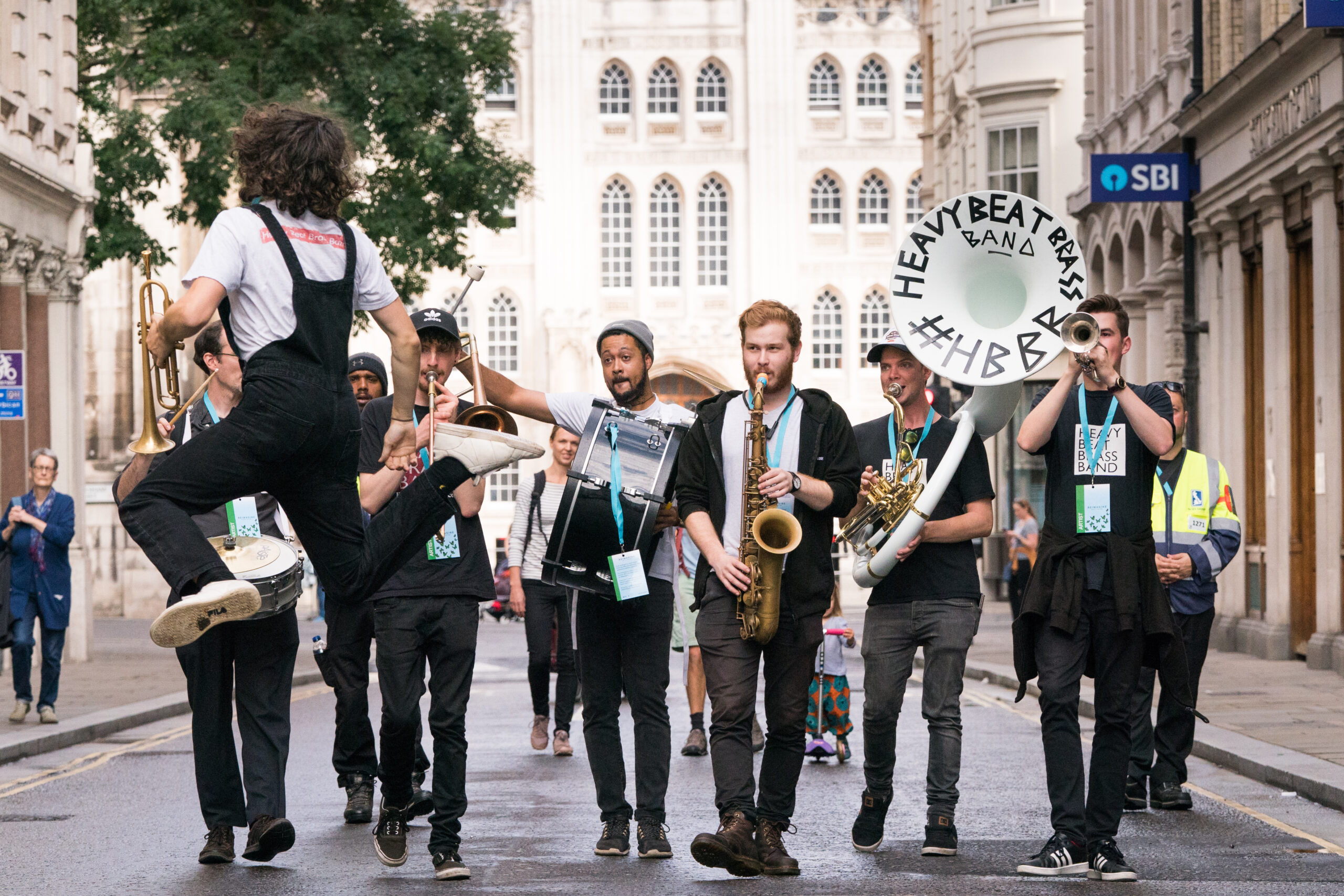 HEAVY BEAT BRASS BAND